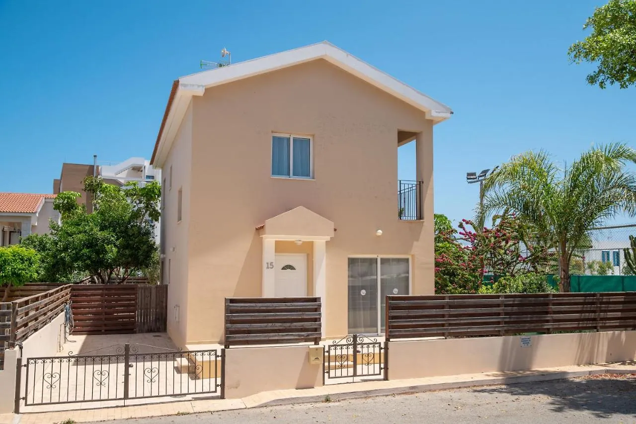 Konnos Villa Ekaterina Πρωταράς