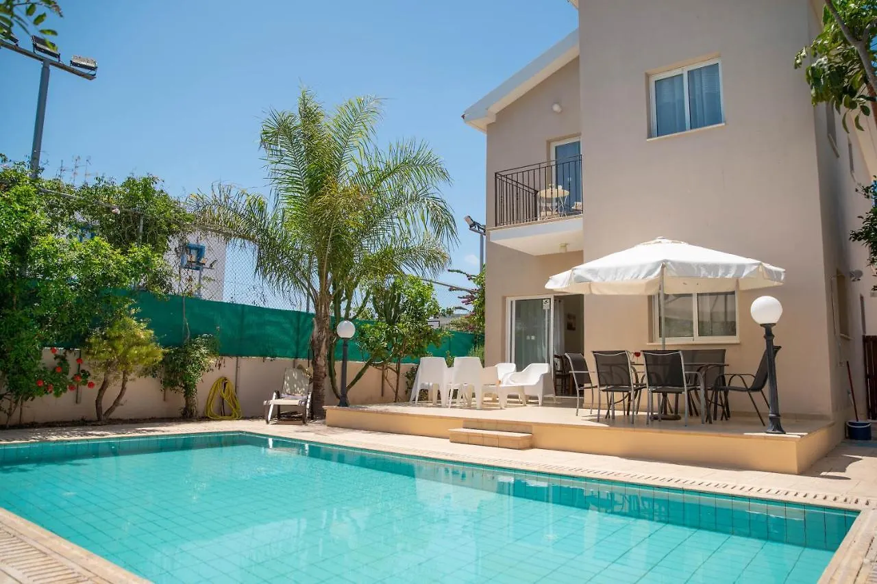Konnos Villa Ekaterina Πρωταράς